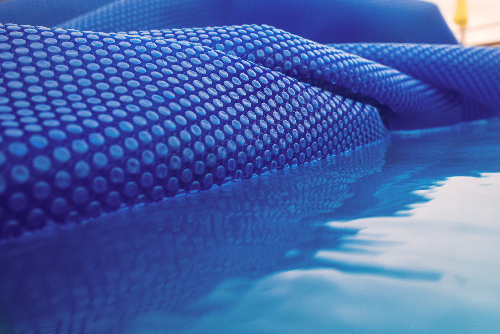 avantages des Bâches à bulles pour piscine